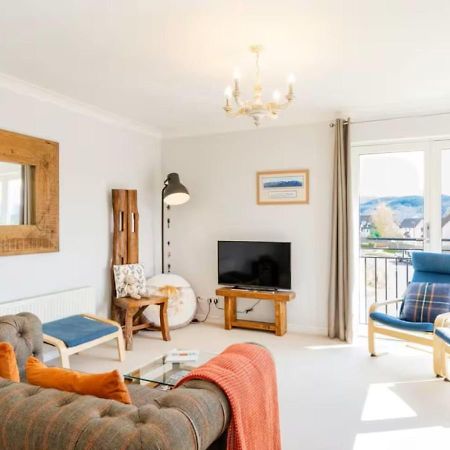 The View At No 10 Apartment Aviemore Exterior photo