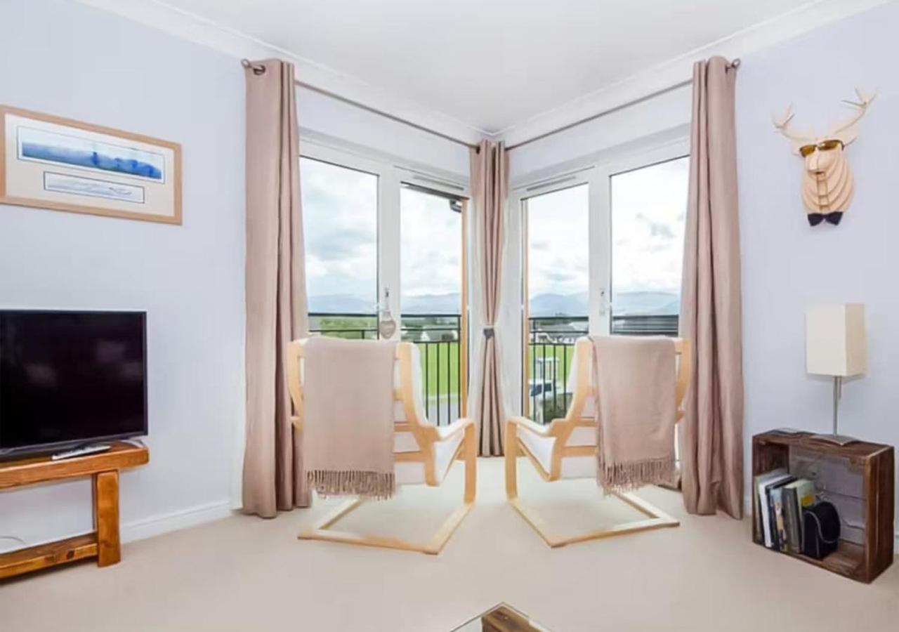 The View At No 10 Apartment Aviemore Exterior photo